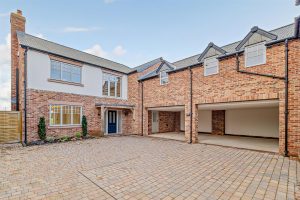 Belgrave Garden Mews, Pulford, Chester