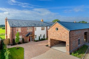 Belgrave Garden Mews, Pulford, Chester