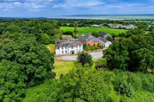 Plas Bellin Hall, Oakenholt, Northop
