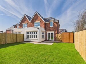 Centurion Place, Great Boughton, Chester