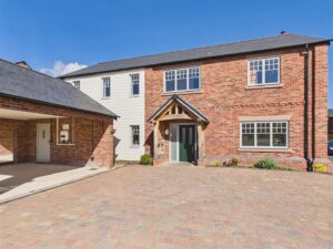 Belgrave Garden Mews, Pulford, Chester